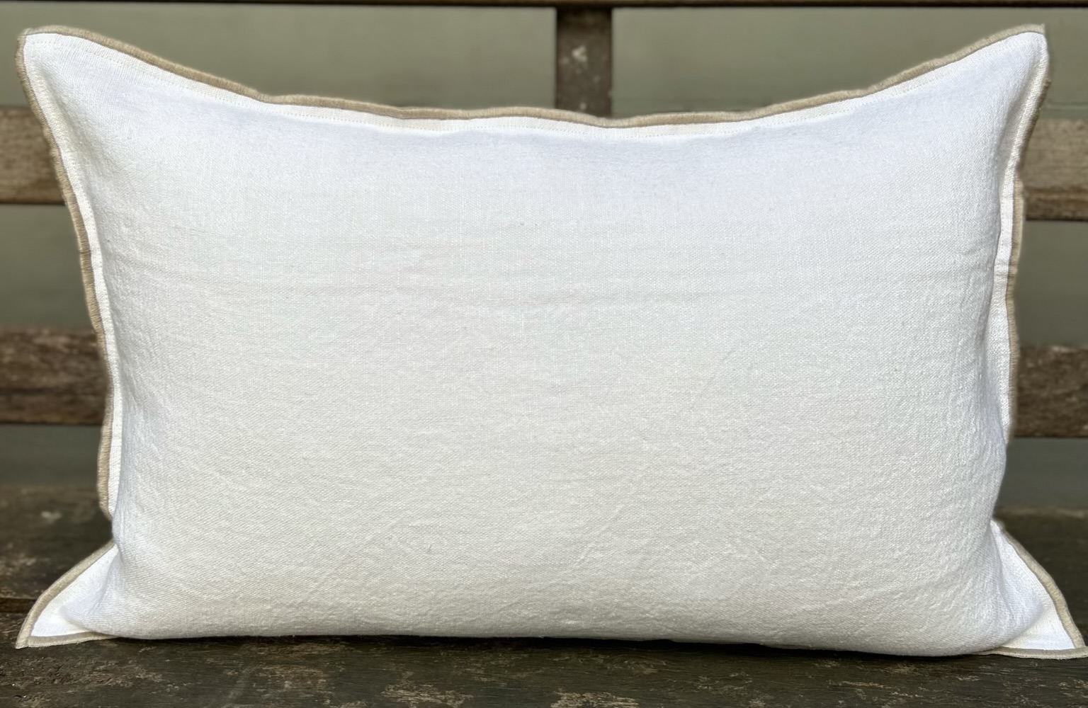 Cojín Lino Cervino White Overlock Natural