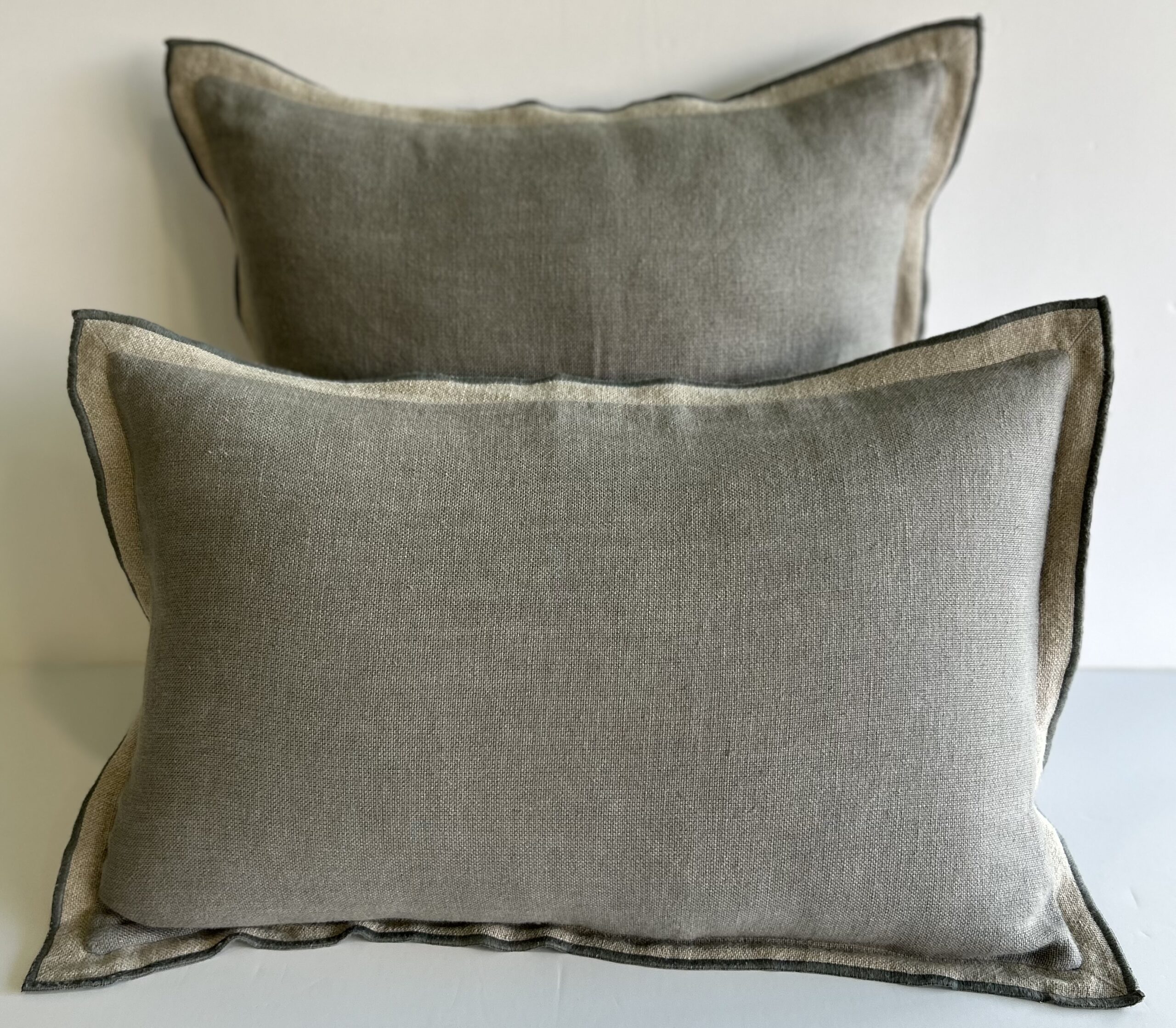 Cojín Lino Flange Color Taupe
