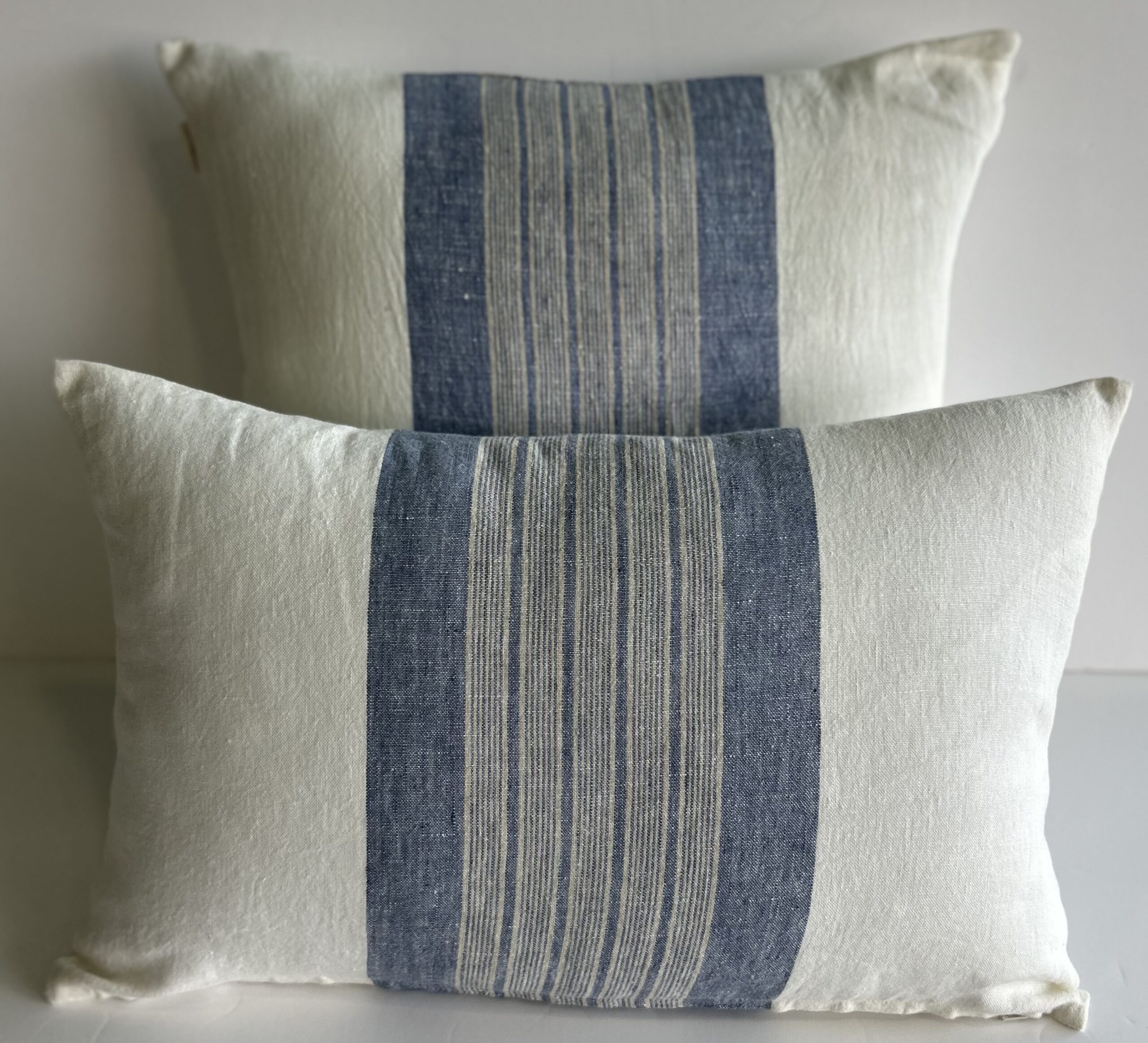 Cojín Lino Mariner White & Blue