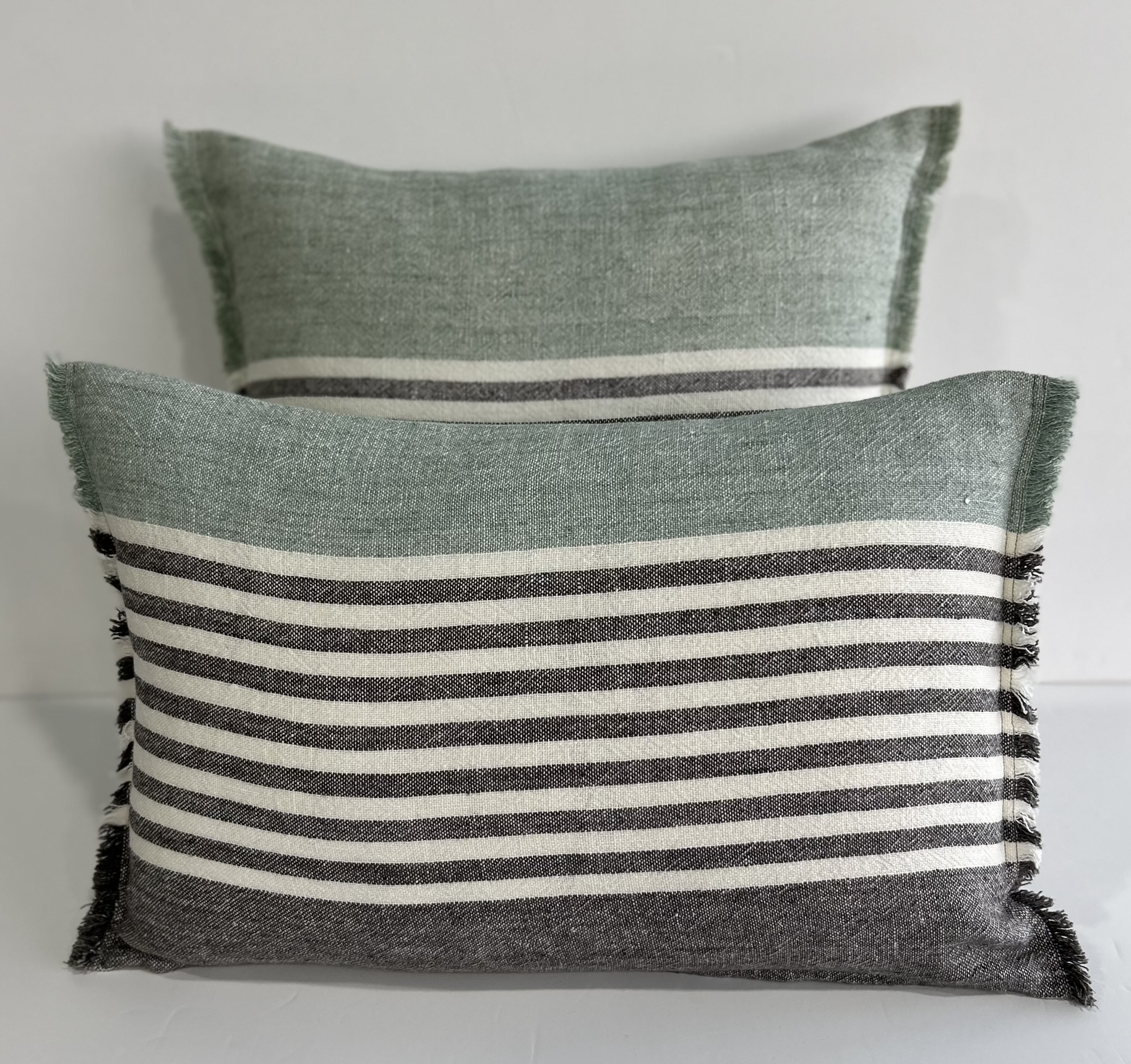 Cojín Lino Mulhacén Sage & White & Lt Grey